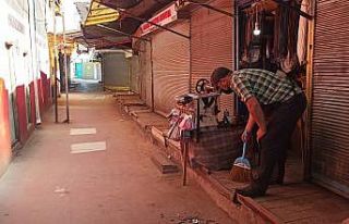 Ayakkabı tamircileri de o eski bayramları arıyor