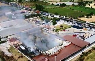 Aydın’da gıda fabrikası alevlere teslim oldu
