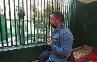 Aynı türbede Arap, Kürt ve Türk şeyhlerin kabirleri...