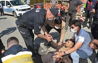 Ayvalık’ta meydana gelen trafik kazasında iki...