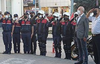 Bafra’da 19.19’da hep bir ağızdan İstiklal...