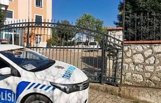 Bagajdan poşetleri alıyordu sonrası facia: 1 yaralı