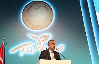Bakan Ersoy: "Güvenli Turizm Sertifika Programına...