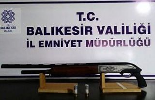 Balıkesir’de polis aranan 32 şahsı gözaltına...