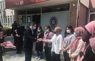 Başarılı öğrenciler ödüllendirildi