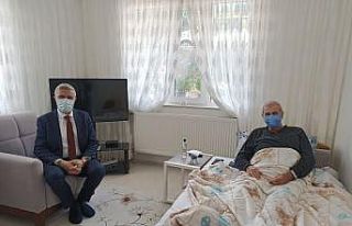 Başkan Biçer’den gazeteci Yenen’e geçmiş olsun...