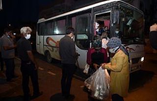 Başkan Bozdoğan, tarım işçileriyle buluştu