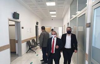 Başkan Şahin sağlık personelleri ile bayramlaştı
