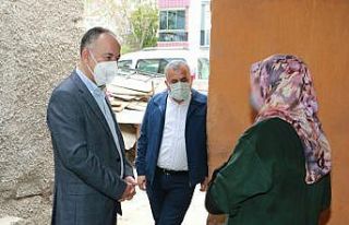 Başkan Saygılı’dan ’çat kapı’ ziyaret