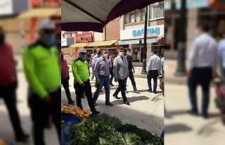 Başkan Vekili Yurt, pazarlarda inceleme yaptı