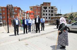 Battalgazi’deki 32 parkta yenileme çalışması...