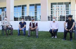 ’’Bayram bizim neyimize’’ diyen aileler evlatlarının...