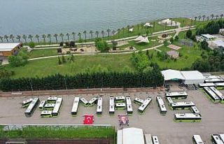 Belediye halk otobüsleri 19 Mayıs’ı koreografi...