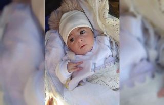 Beşiğinde uykuya dalan Azra bebek bir daha uyanamadı