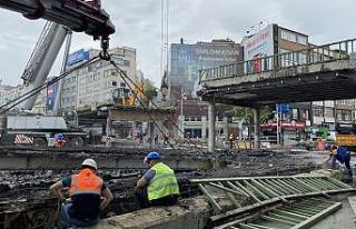 Beşiktaş-Ortaköy yolu trafiğe kapatıldı
