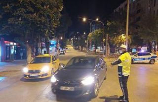 Bilecik sokaklarında adeta kuş uçmadı
