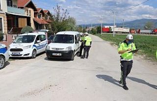 Bolu’da uygulama noktasına girmemek için kaçanlara...