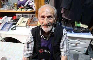 Bu dükkana giren 30 yıl geriye gidiyor