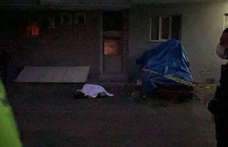 Bursa’da 5. kattan düşen yaşlı adam hayatını...