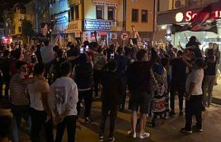 Bursa’da kısıtlamaya rağmen şampiyonluk kutlaması