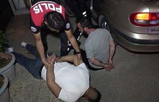 Bursa’da kovalamaca sonunda yakalanan şahıs: "Dişim...