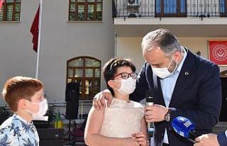 Bursa’da Ramazan Bayramı’nda çocuklar sevindirildi