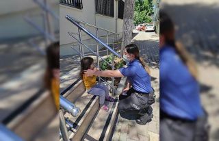 Bursa’da sokakta kaybolan 4 yaşındaki Elif ailesine...