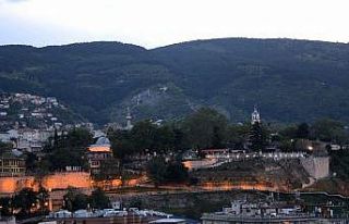Bursa’da tophane surlarından ramazanın her günü...