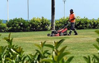 Büyükşehir ekipleri, hafta sonunda Mersin’i güzelleştirmek...