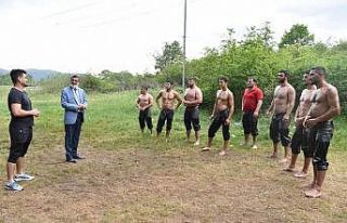 Çan Belediyesi güreş kulübü sporcuları yola...