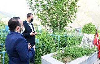 Çatak’ta Bayram namazı ve şehitlik ziyareti