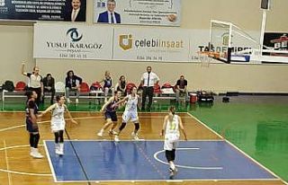 Çeşme Basketbol, play-off ilk maçını farklı...