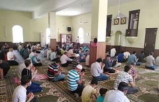 Cuma namazı sonrasında Kudüs için dua