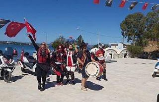 Datça’da motosikletlilerden 19 Mayıs korteji