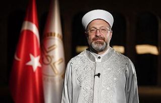 Diyanet İşleri Başkanı Erbaş’ın Kadir Gecesi...