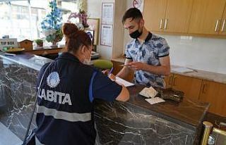 Diyarbakır’da zabıta ekipleri tatlıcıları denetledi