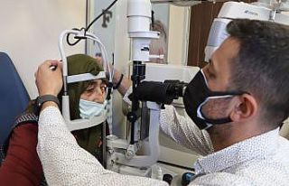 Dünyası kararan hasta ameliyatla ışığı gördü