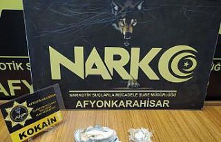 Durdurulan araçta 221.84 gram kokain ele geçirildi