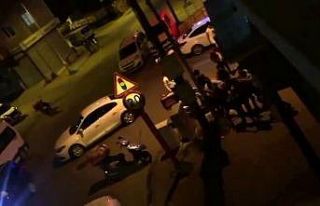 Ehliyetsiz kuryenin çarptığı araç sahibi sinir...