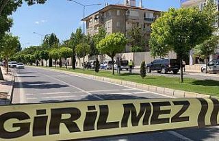 Elazığ’da polis merkezine tüfekle gelen şahıs...