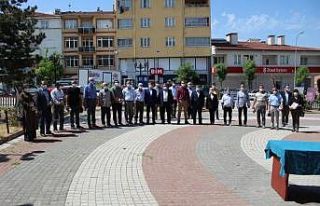 Emet Kaymakamlığından okullara 2 bin adet kitap...