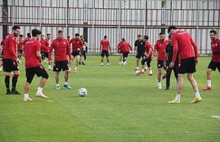 Ertuğrul Sağlam: “Altınordu’yu geçip finale...