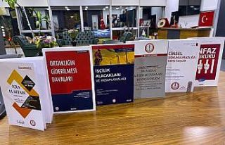 Erzincan Barosunca avukatlara dağıtılmak üzere...