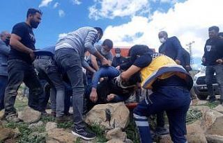 Erzurum’da feci kaza! Kendi aracının altında...