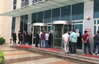 Eski Ceyhan Belediye Başkanı Kadir Aydar ve beraberindekiler...