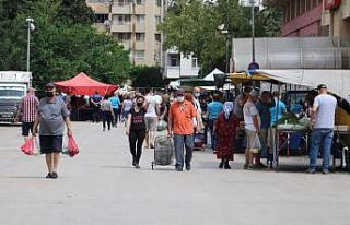 Esnaf ve vatandaşı sevindiren buluşma