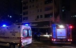 Evde çıkan yangında 1 kişi öldü, 3 kişi yaralandı