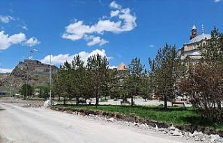 Evliya Cami etrafı tarihi dokuya uygun olarak yapılacak