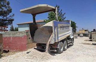 Eyyübiye kırsalında yol yapımı aralıksız devam...