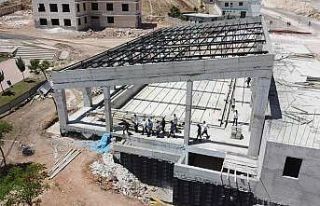 Eyyübiye’de kalıcı eserler inşa ediliyor